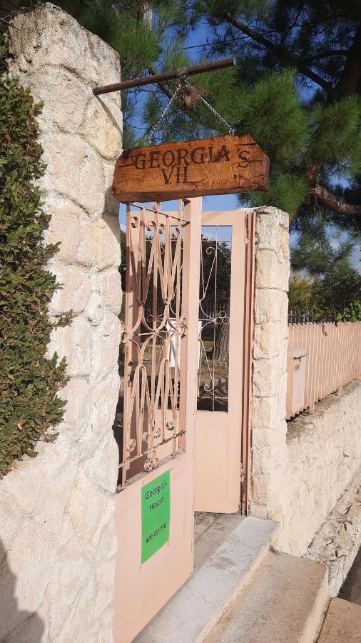 Georgia'S Village House Kondostavlos 外观 照片