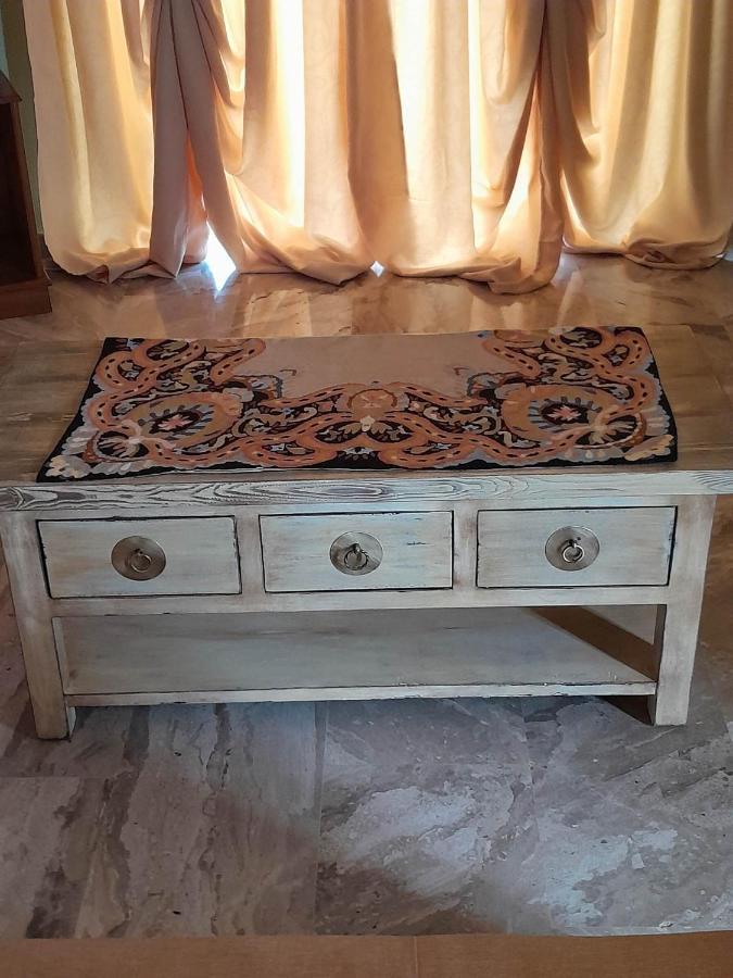 Georgia'S Village House Kondostavlos 外观 照片